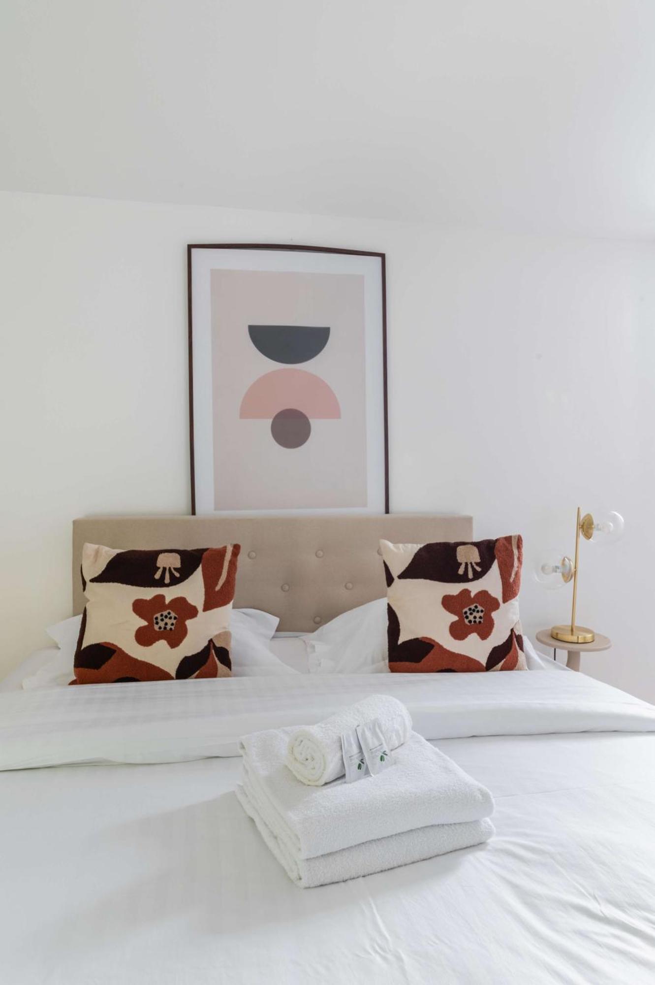 Villa Romainville Paris Pour 8 Personnes - Flat-Guest Exterior photo