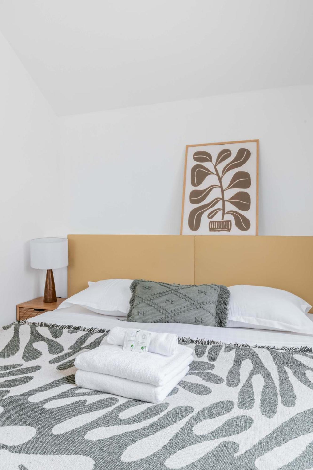 Villa Romainville Paris Pour 8 Personnes - Flat-Guest Exterior photo